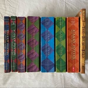 Harry Potter Books + The Tales of Beedle the Bard